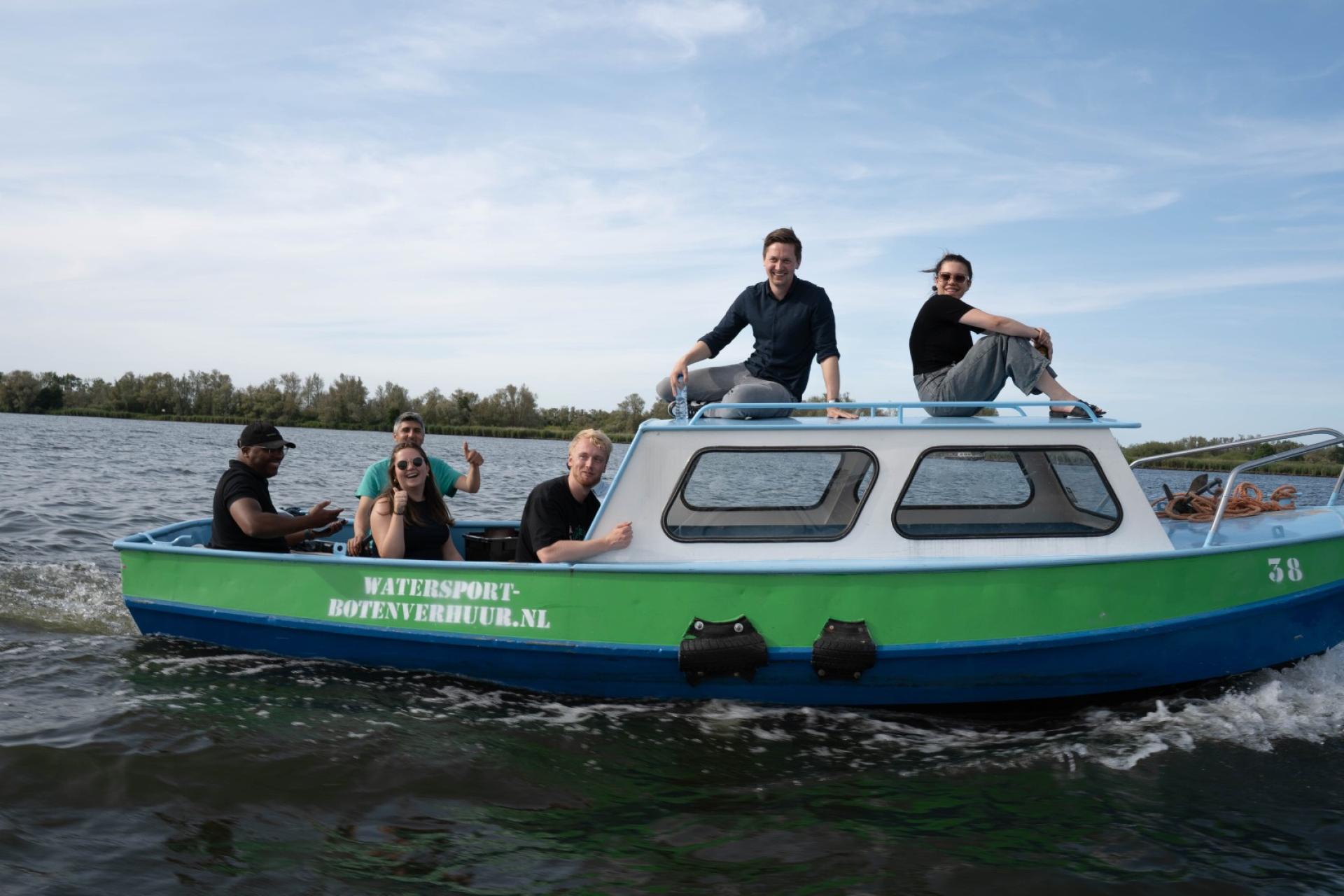 T.E.A.M. ELINEX celebrates successful company excursion in the Biesbosch!