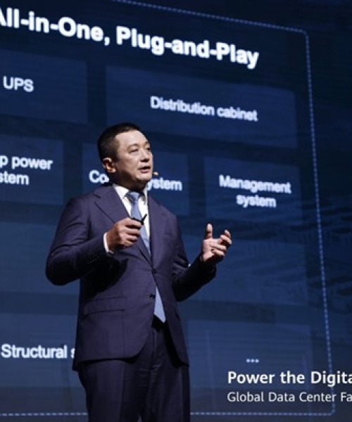 Huawei toont de AI Datacenter oplossing, waarmee zij de Datacenter Industrie een nieuw tijdperk van Intelligent Computing inleidt.