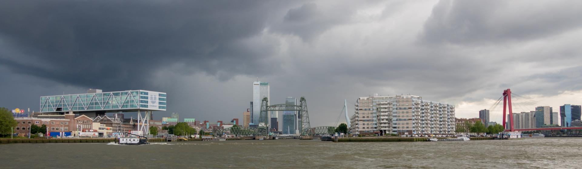 Elinex “waterfeessie” op de Maas 2019