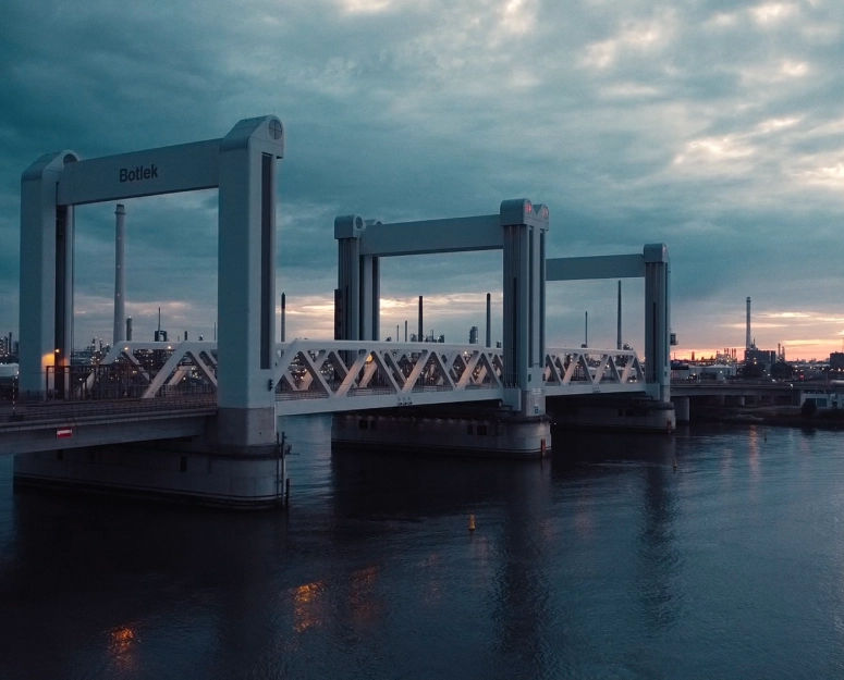 Construction & Infrastructure